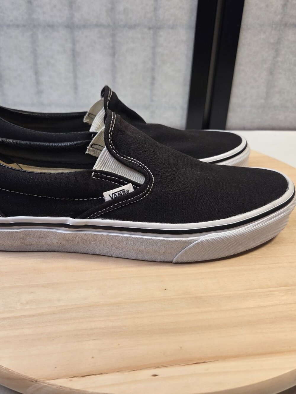 Vans Black & White Classic Slip on Skate Shoes Sneakers US Men 7.5 / Women 9 - Picture 2 of 12